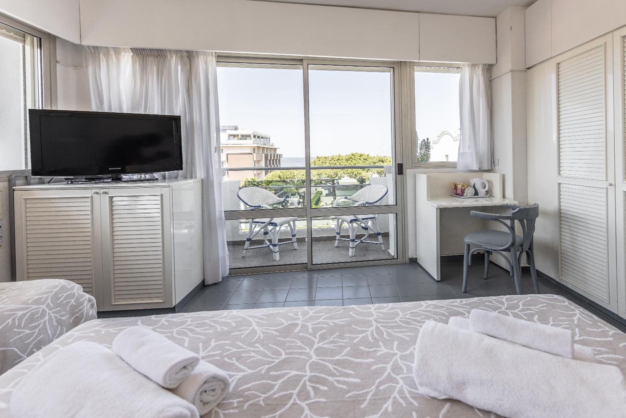 ריצ'יונה Hotel Diamond מראה חיצוני תמונה